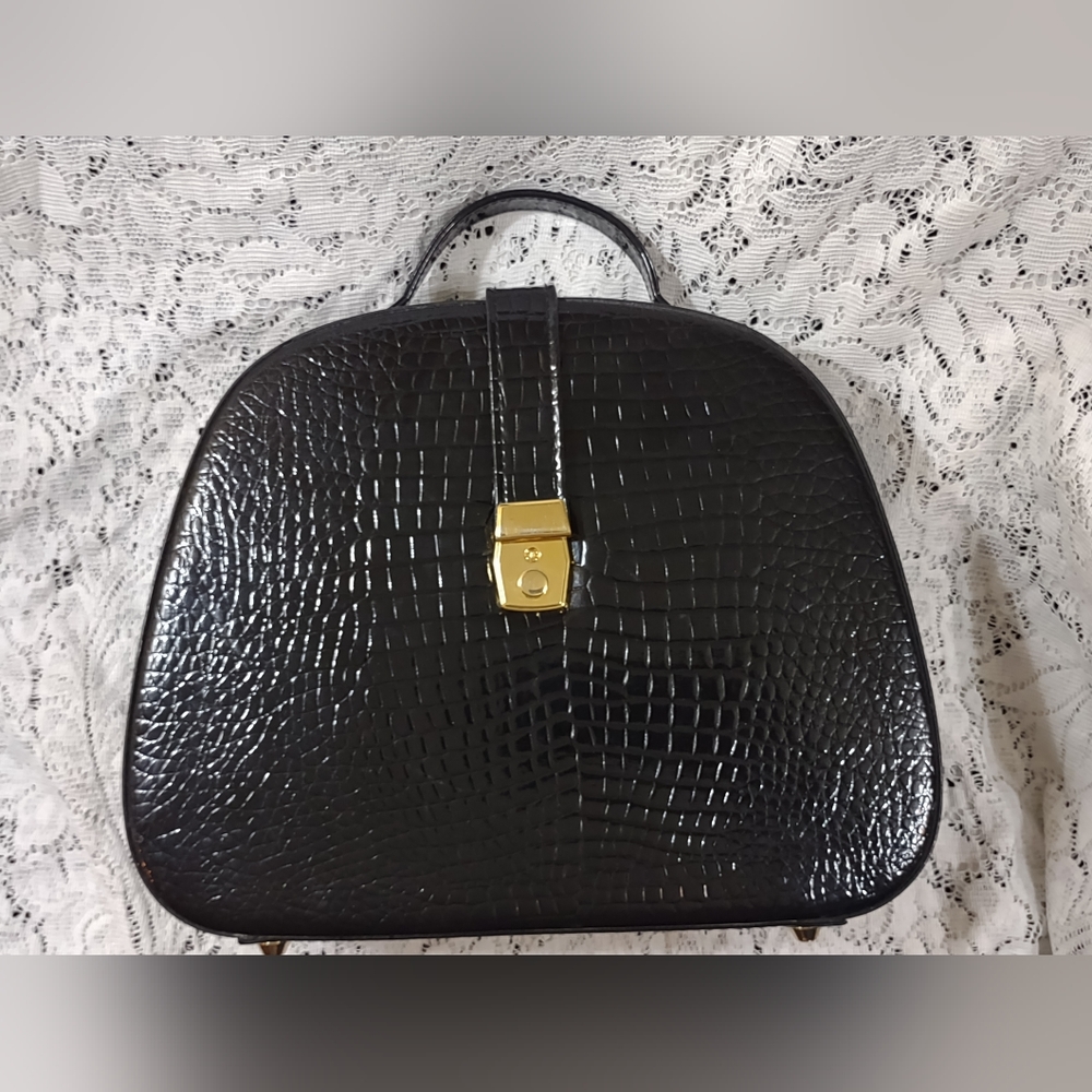 NWOT Black Faux Makeup Travel Case